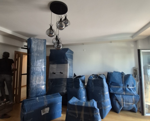 Ev balkonlarından asansörlü nakliye hizmeti