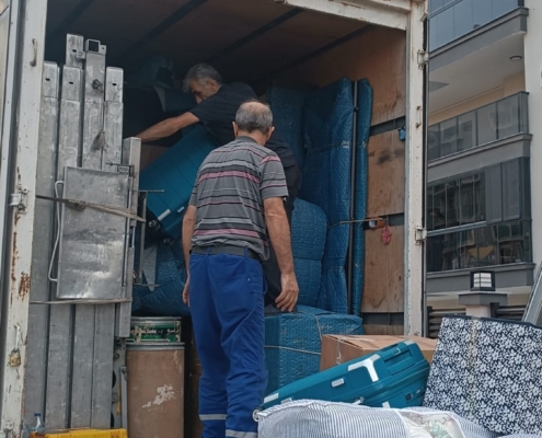 Menemen asansörlü evden eve nakliye